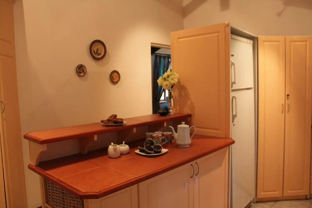 Plotsklaps Self Catering Cottage Tokai
