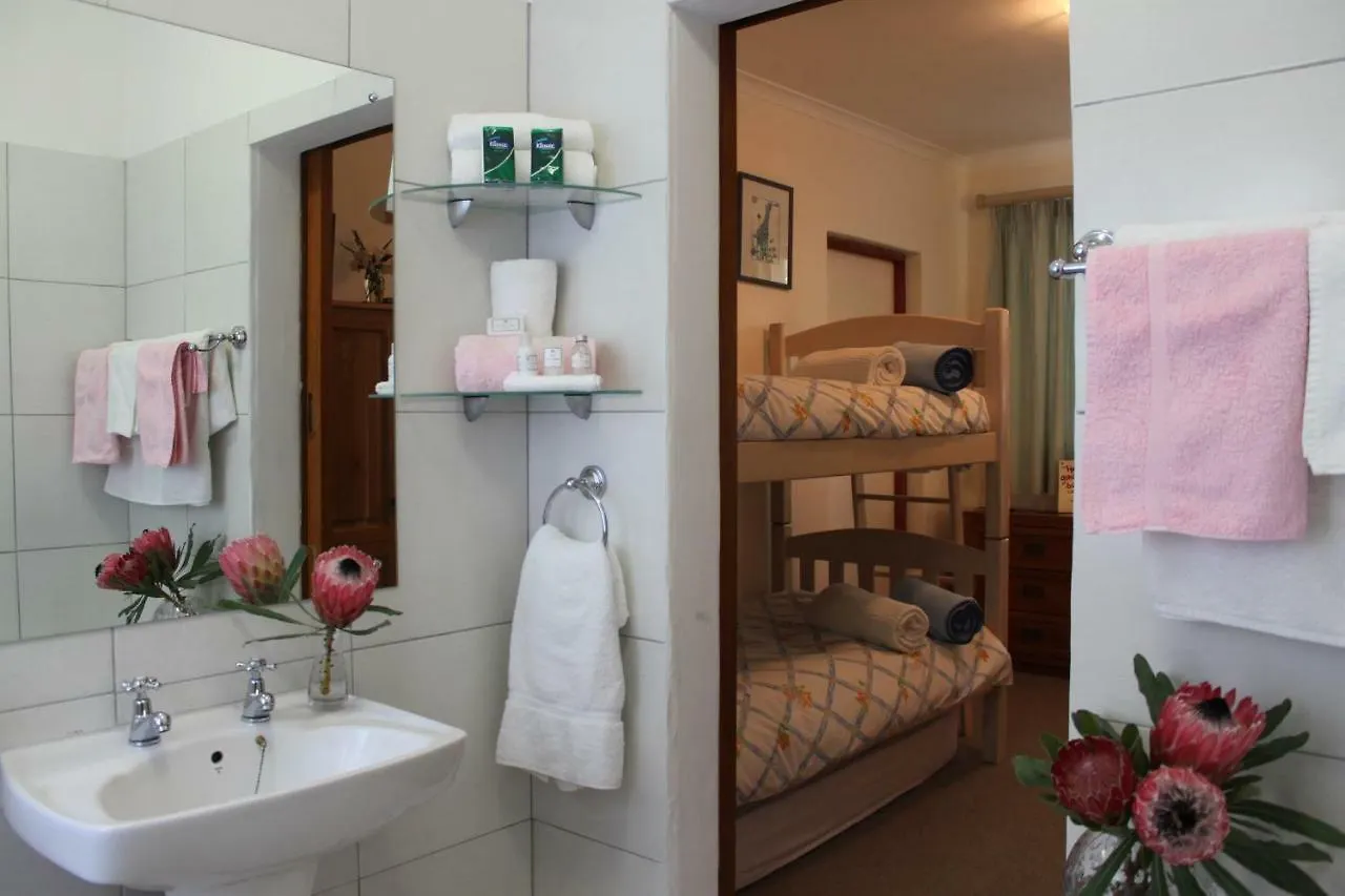 Plotsklaps Self Catering Cottage Tokai South Africa
